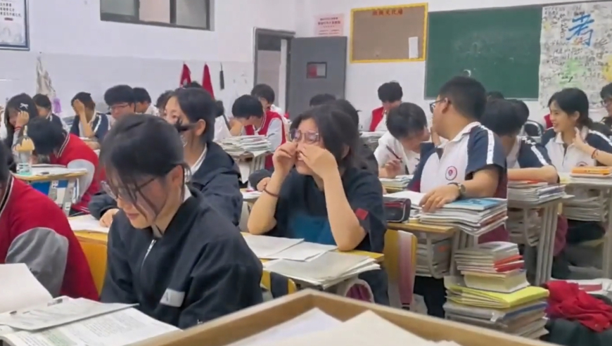 专家谈美国对乌态度转变,澳门管家婆一肖一码最准175,展开解析落实_社交版V8.85